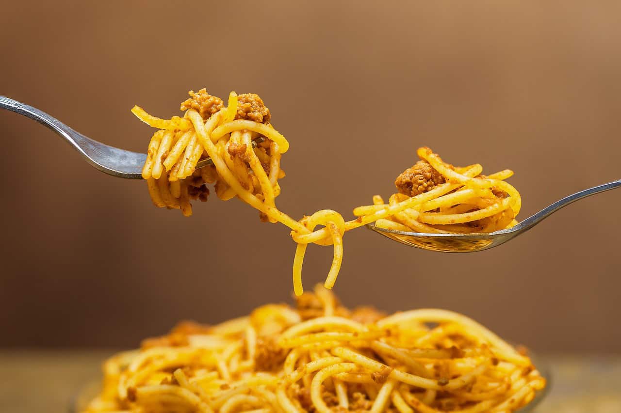 Buffalo sauce vegan pasta from trader joes