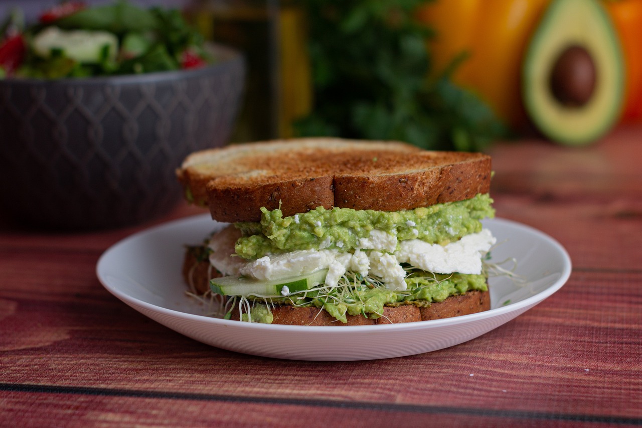 Avocado sandwich